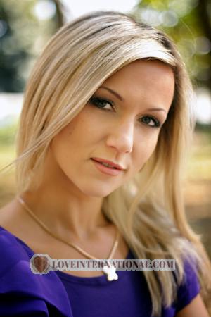 141903 - Alina Edad: 32 - Ucrania