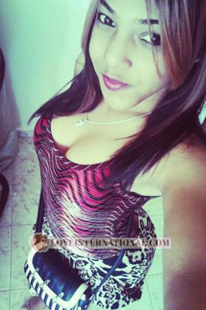 152521 - Anyelina Edad: 29 - Dominican Republic