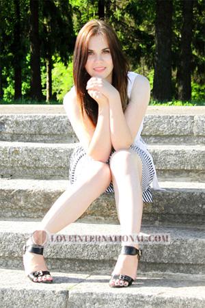 156854 - Yuliya Edad: 32 - Ucrania