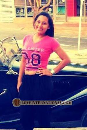 158284 - Leidy Edad: 29 - Colombia