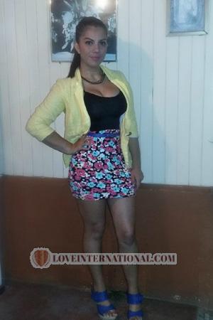 159600 - Alexandra Edad: 33 - Costa Rica