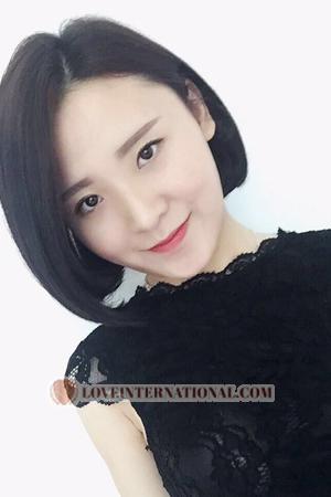 171246 - Yunyi Edad: 35 - China