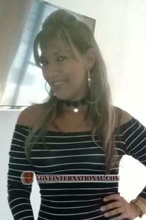 174364 - Cindy Edad: 46 - Colombia