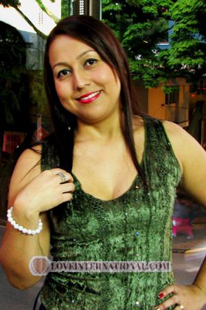 177012 - Carmen Rocio Edad: 42 - Colombia