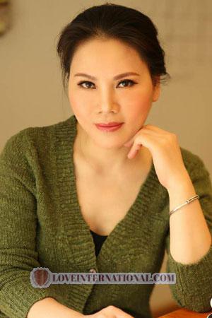 181597 - Yichan Edad: 51 - China