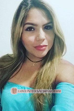 182423 - Stephanie Edad: 32 - Colombia