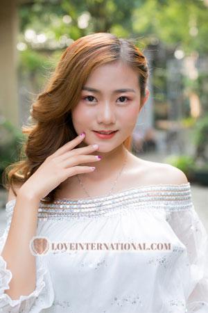 182429 - Yuanyuan Edad: 26 - China