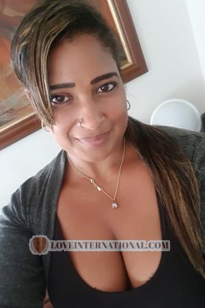 192533 - Amilta Edad: 43 - Costa Rica