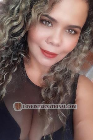192919 - Fernanda Edad: 36 - Colombia