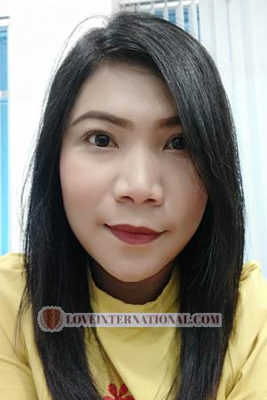 197429 - Naiyanet (Pui) Edad: 39 - Tailandia