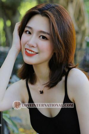 203746 - Meiyan Edad: 25 - China