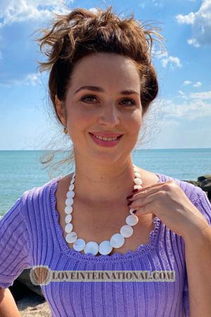 204153 - Irina Edad: 57 - Ucrania