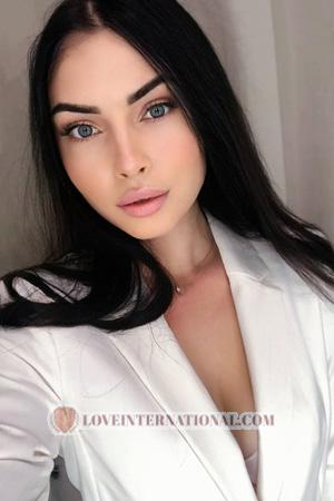 204448 - Yuliya Edad: 31 - Ucrania