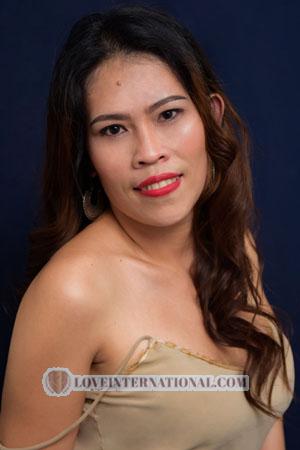 204783 - Emelyn Edad: 35 - Filipinas