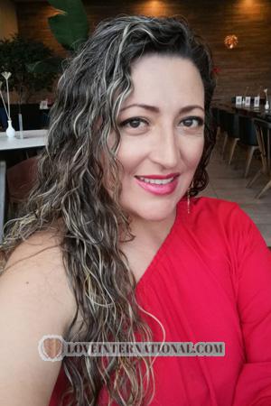 205749 - Yasmin Aleyda Edad: 43 - Colombia