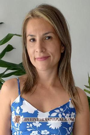 209521 - Alba Edad: 43 - Colombia