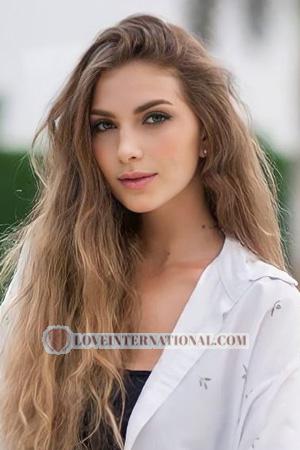 209796 - Yuliia Edad: 23 - Ucrania