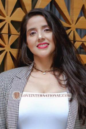 210297 - Jennifer Edad: 40 - Colombia