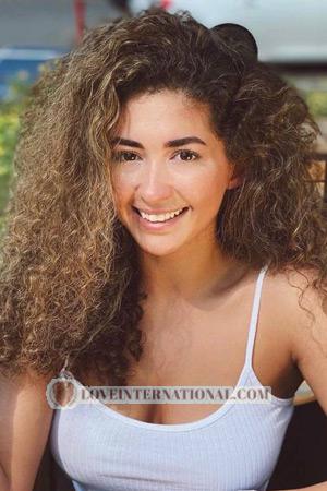 211334 - Kristina Edad: 29 - Georgia