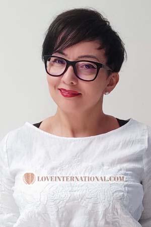 211873 - Alicia Edad: 54 - Costa Rica