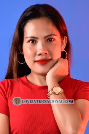 215475 - Christine Edad: 31 - Filipinas