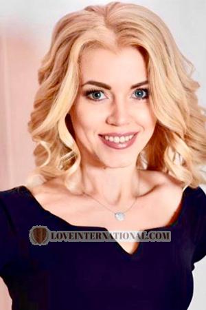 216532 - Ksenya Edad: 47 - Ucrania