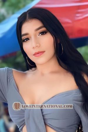 217895 - Melanie Edad: 23 - Colombia