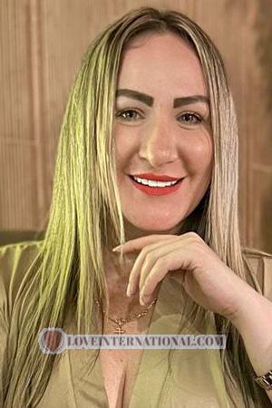 220048 - Mireya Edad: 41 - Colombia