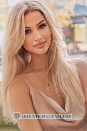222985 - Oleksandra Edad: 32 - Ucrania