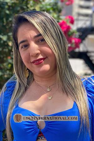 223127 - Monica Edad: 43 - Colombia
