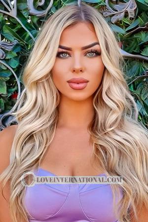 223156 - Kristina Edad: 26 - Serbia