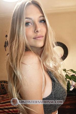 223297 - Lucia Edad: 29 - Argentina