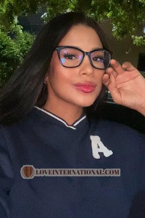 223710 - Ana Milena Edad: 27 - Colombia