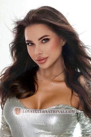 223772 - Kristina Edad: 31 - Ucrania