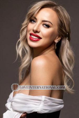 223776 - Alesya Edad: 32 - Ucrania