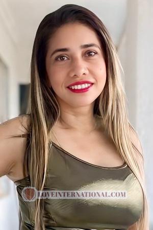 225104 - Carmen Edad: 39 - Colombia