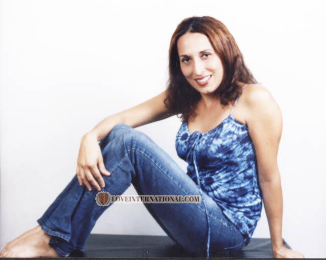 53514 - Nancy Edad: 30 - Costa Rica