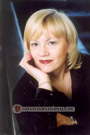 58937 - Svetlana Edad: 34 - Russia